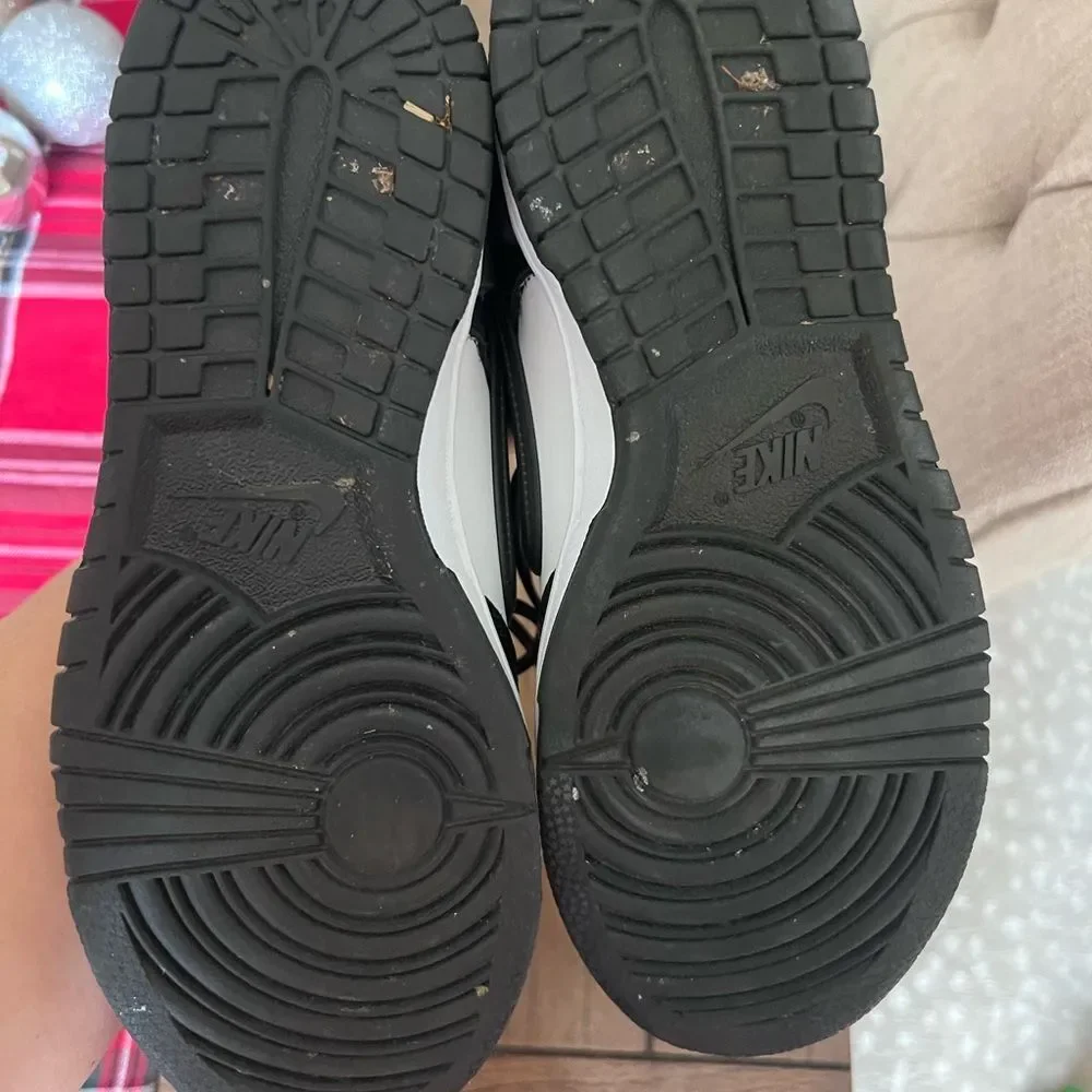 Nike black and white panda low dunk Sneakers